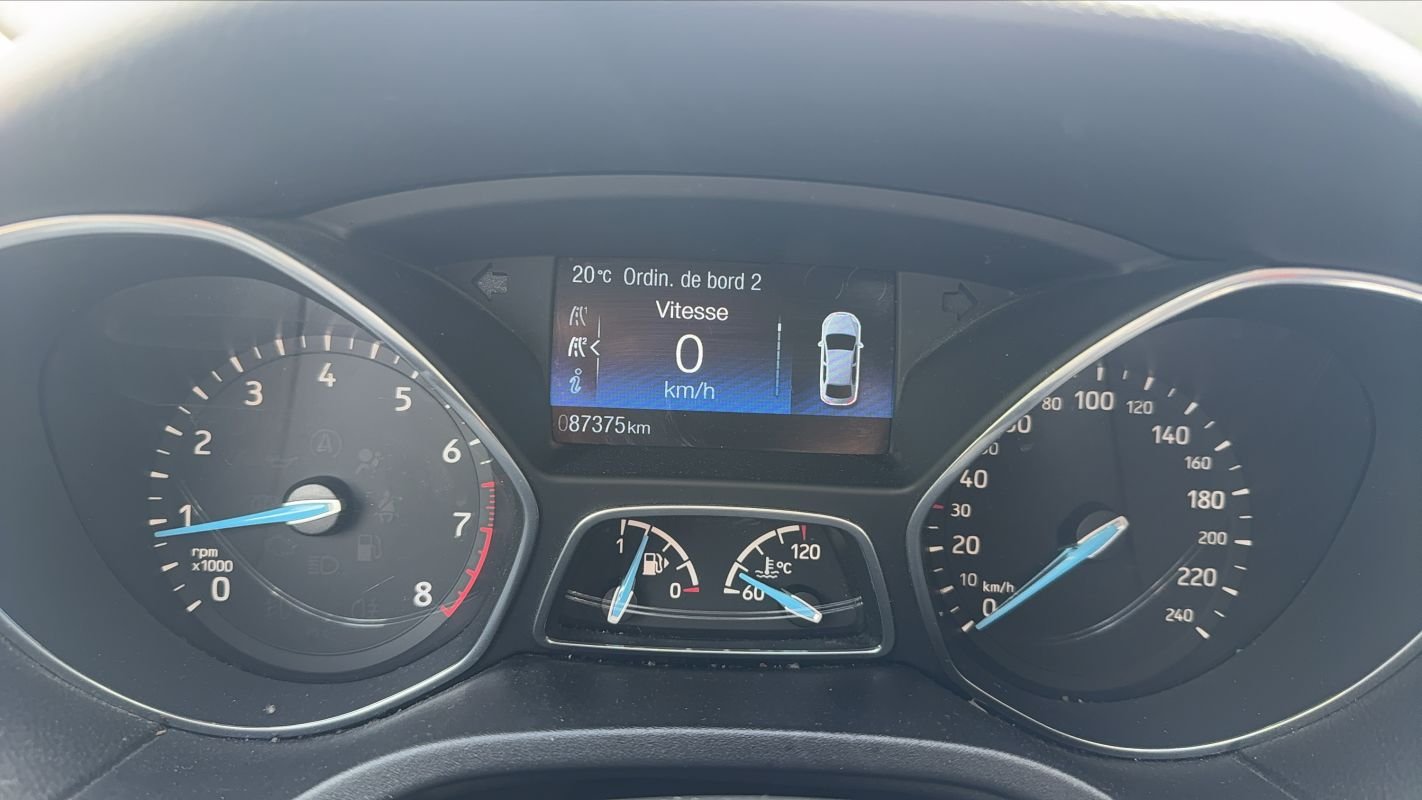 Ford Focus - Photo 12