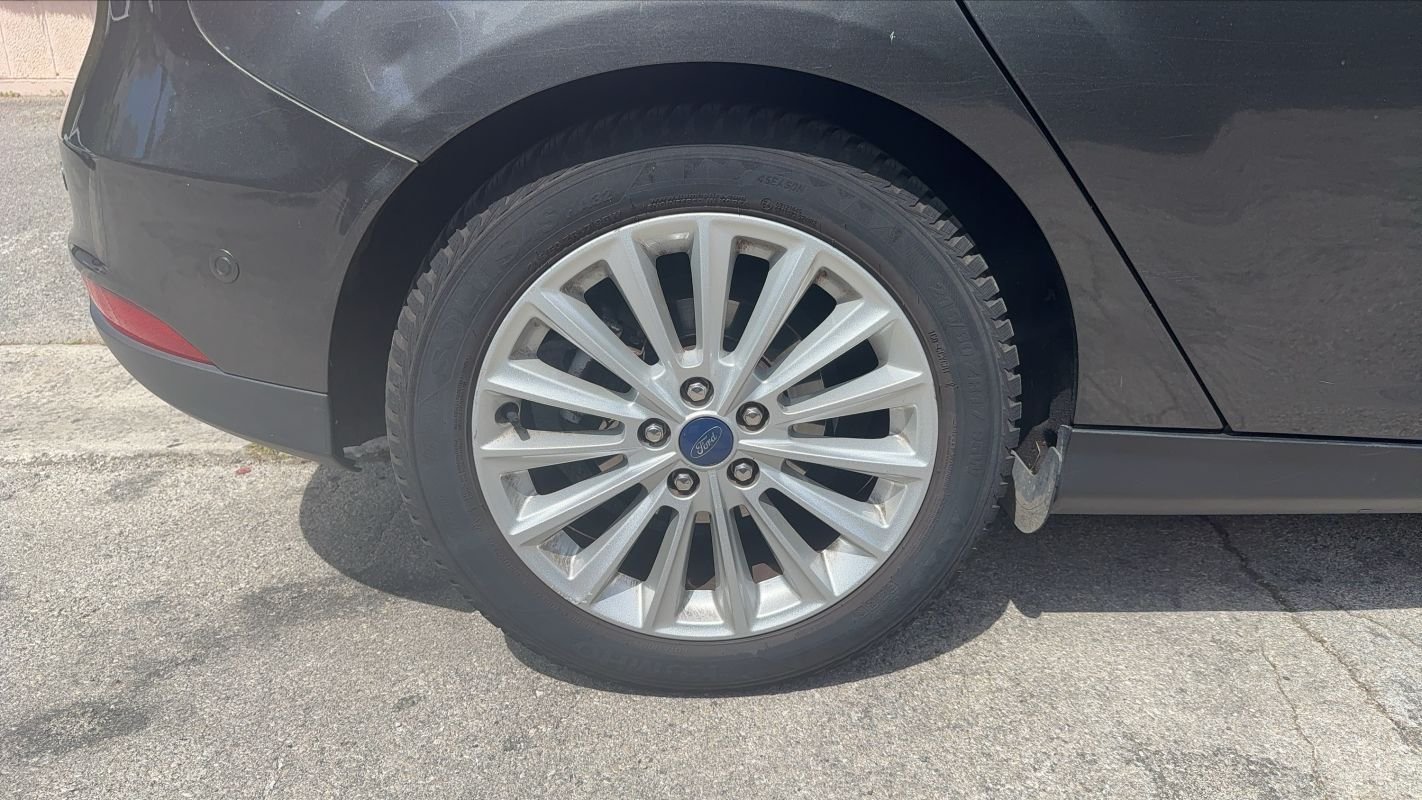 Ford Focus - Photo 16
