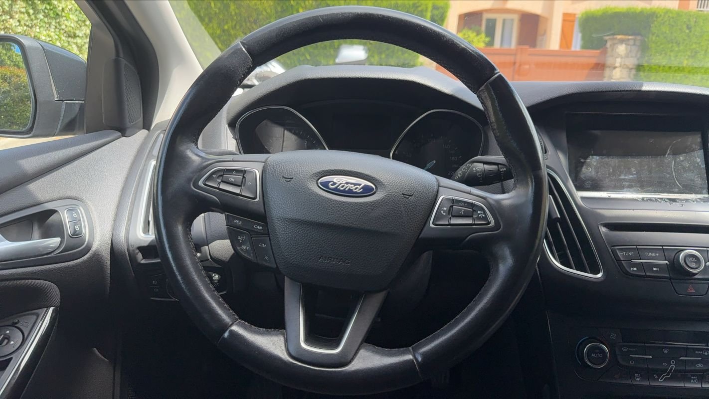 Ford Focus - Photo 23