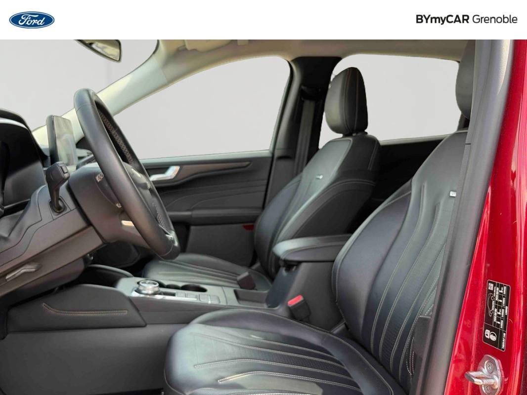Ford Kuga - Photo 11