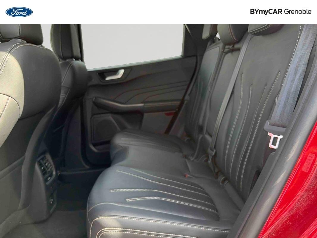 Ford Kuga - Photo 12