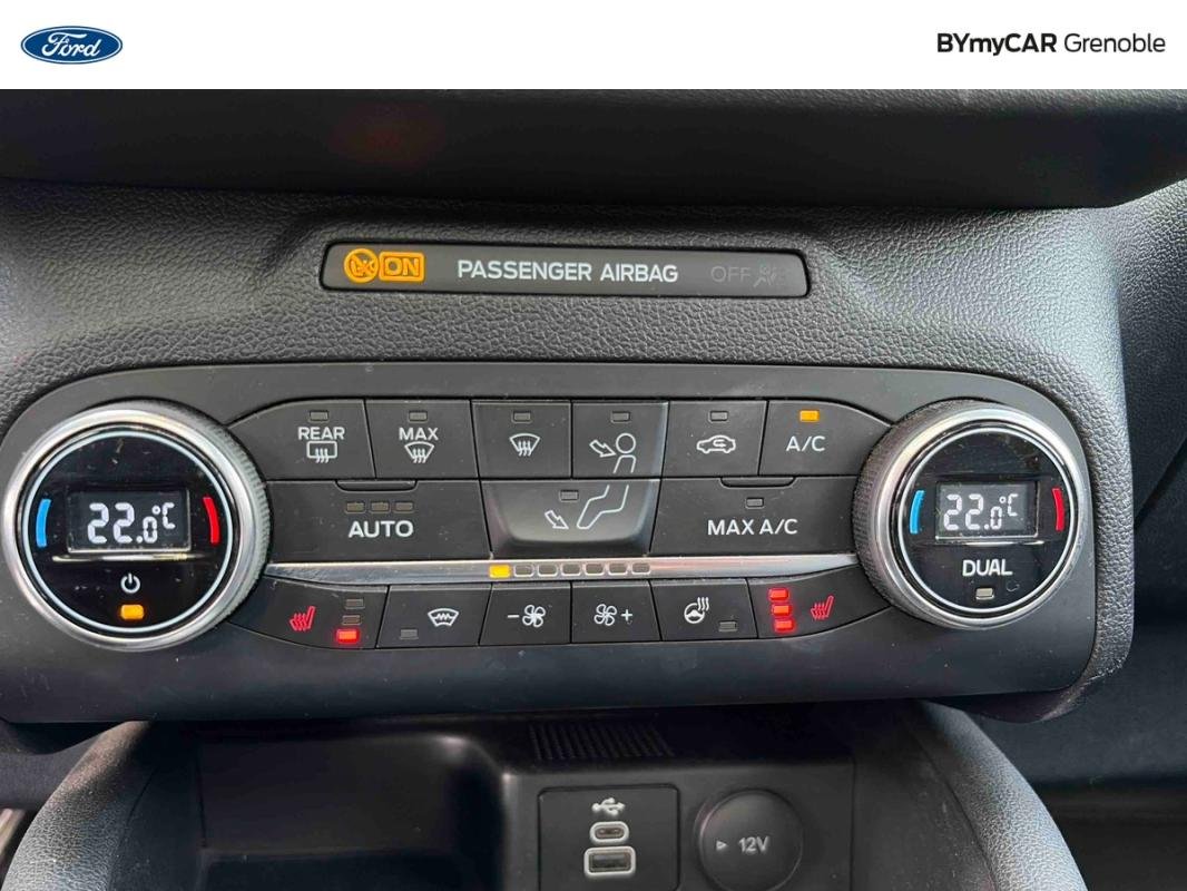 Ford Kuga - Photo 22