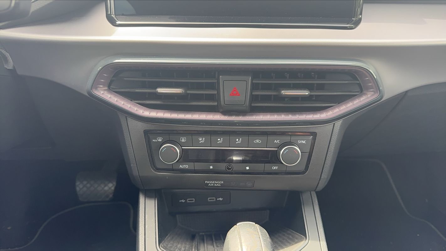 Seat Ibiza - Photo 13