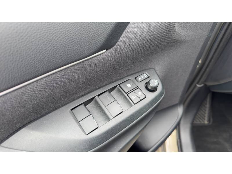 Toyota Yaris - Photo 16