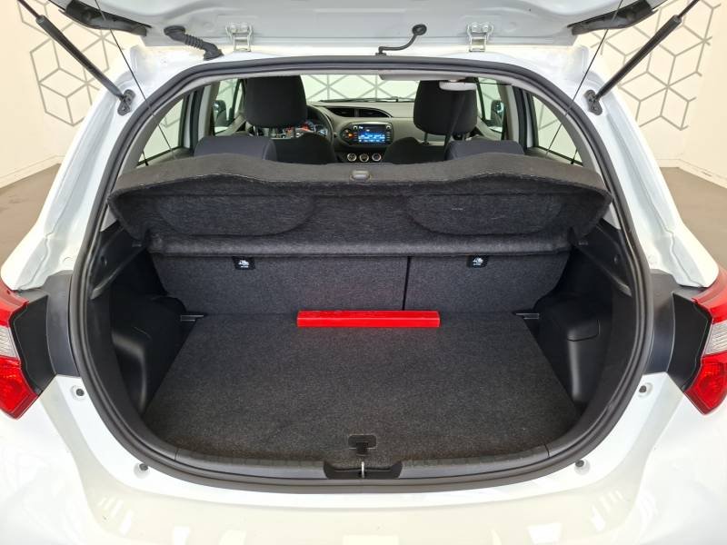 Toyota Yaris - Photo 13