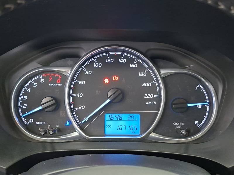 Toyota Yaris - Photo 18