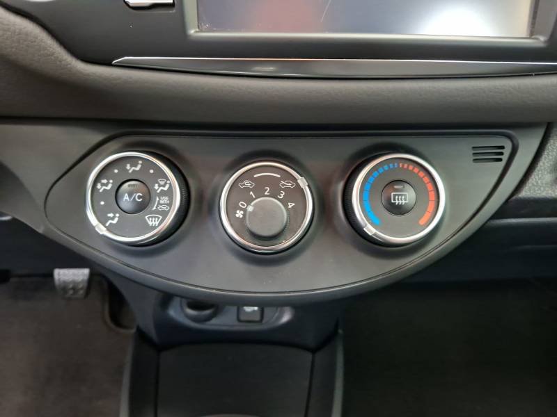 Toyota Yaris - Photo 22