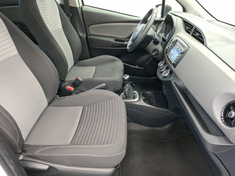 Toyota Yaris - Photo 10