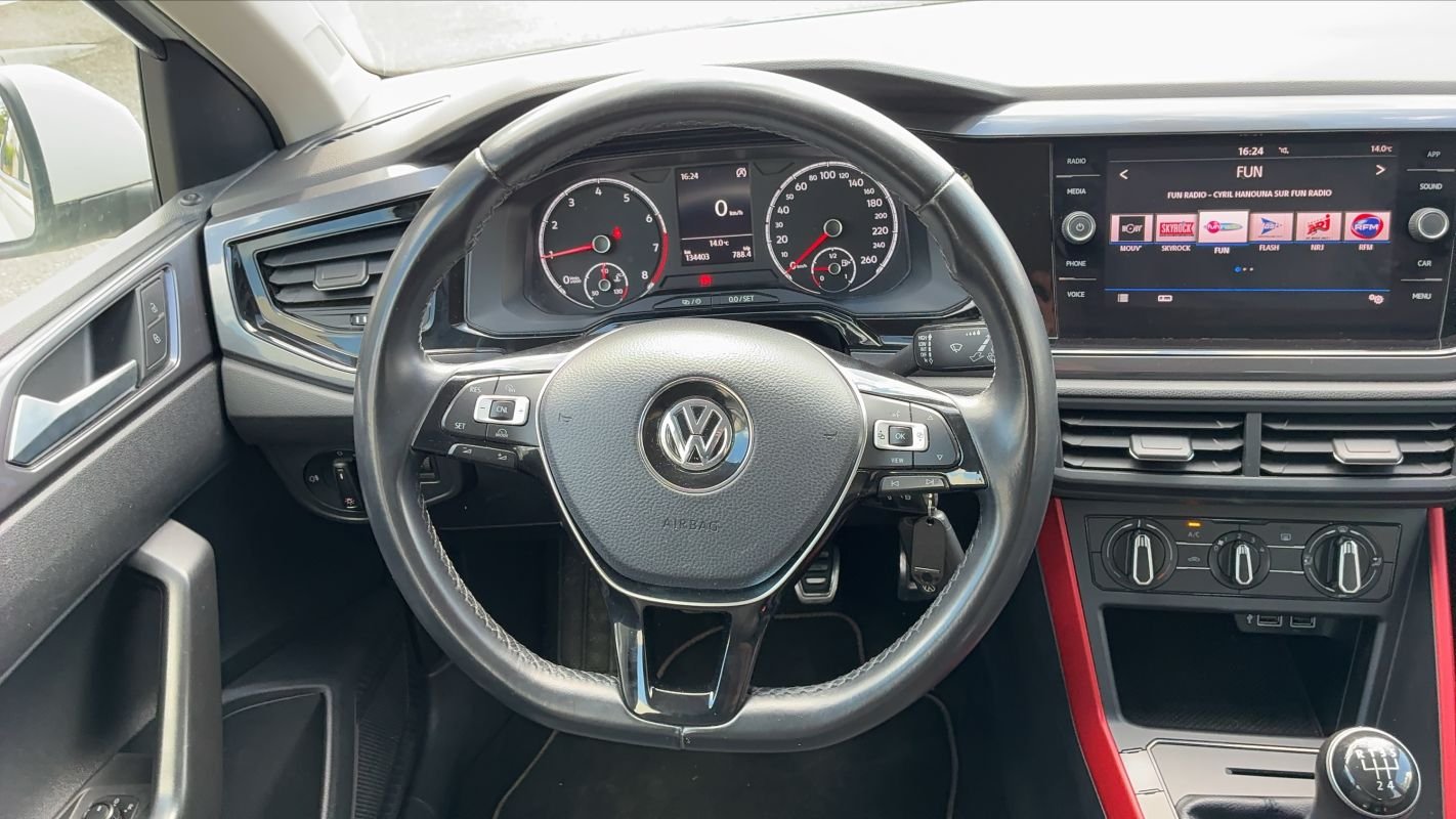 Volkswagen Polo - Photo 22
