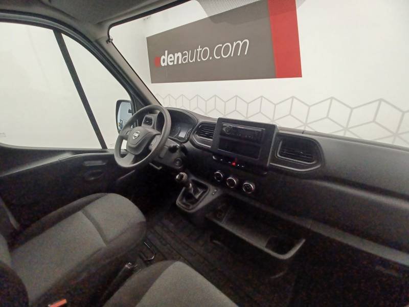 Nissan NV400 - Photo 12