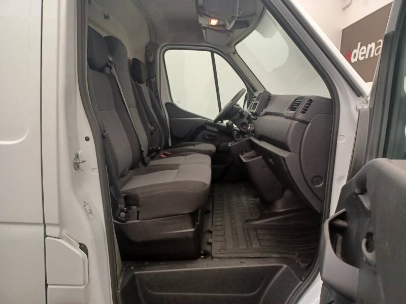 Nissan NV400 - Photo 14