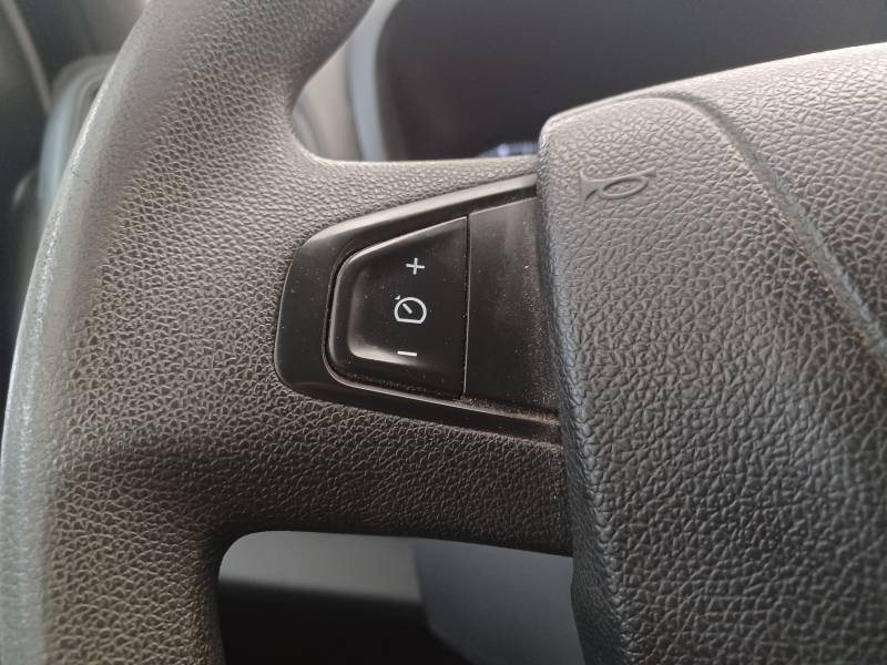 Nissan NV400 - Photo 23