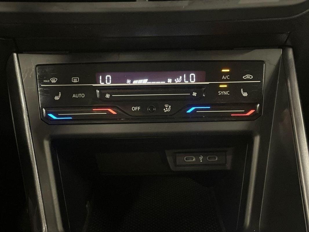 Volkswagen Polo - Photo 19