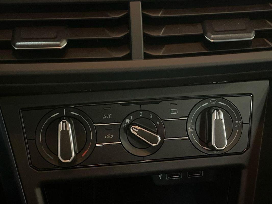 Volkswagen Polo - Photo 19