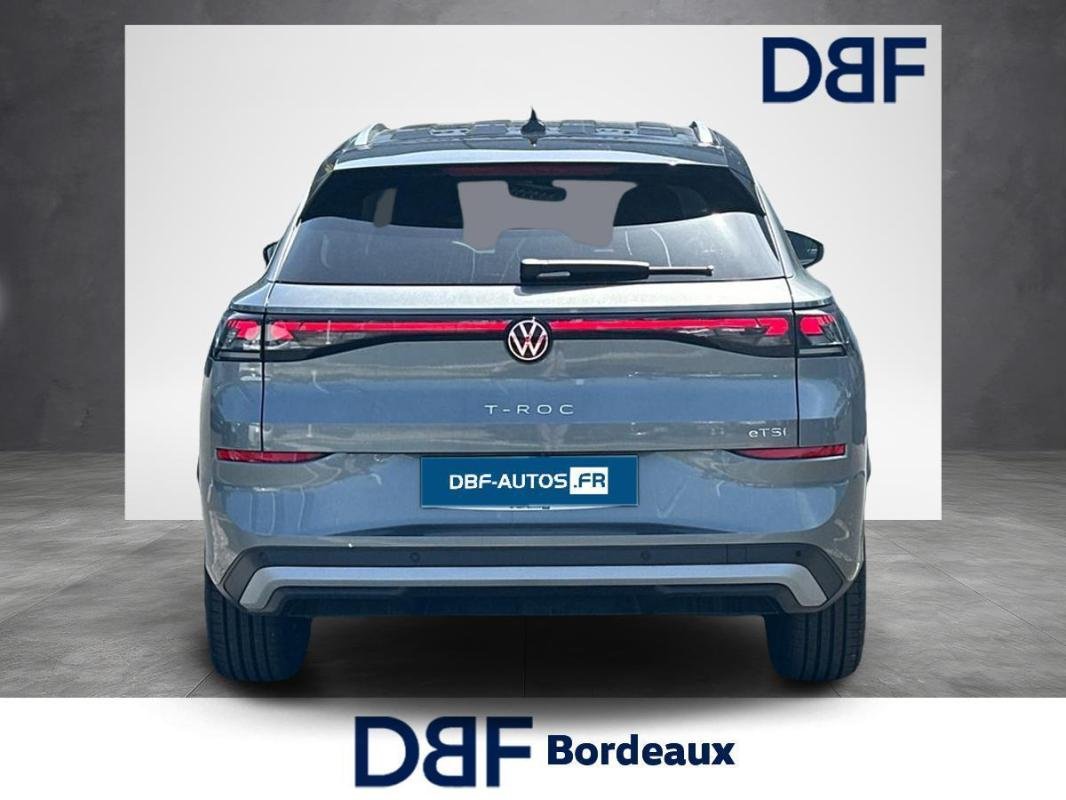Volkswagen T-Roc - Photo 4