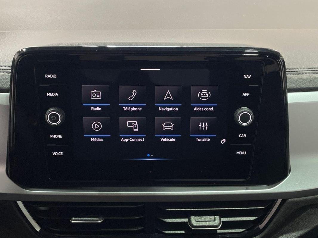 Volkswagen T-Roc - Photo 16