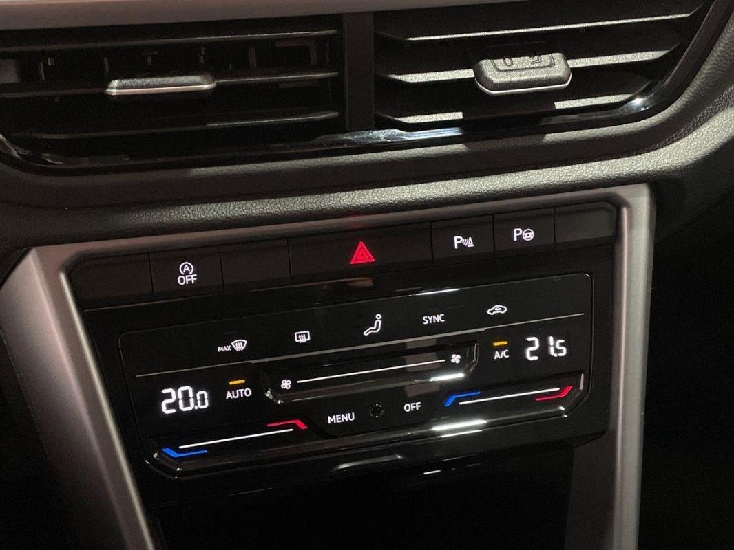 Volkswagen T-Roc - Photo 19