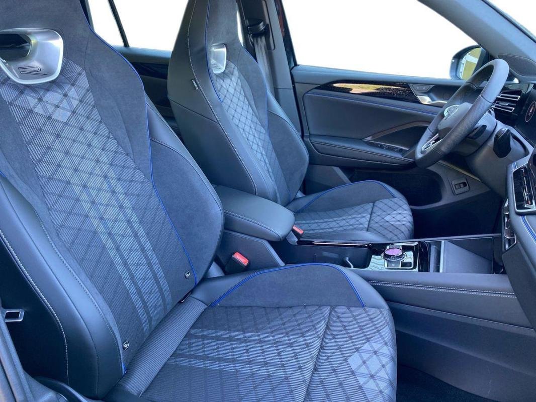 Volkswagen Tiguan - Photo 13