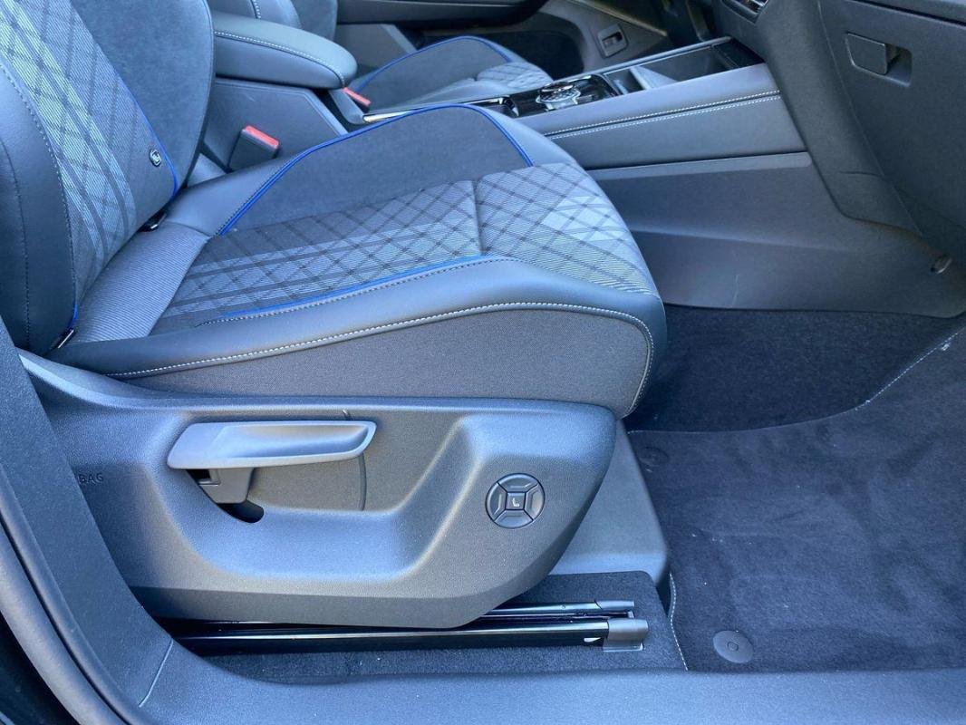 Volkswagen Tiguan - Photo 14