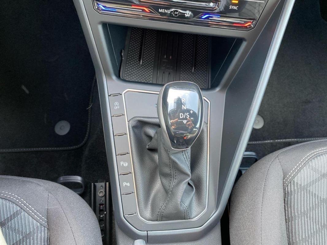 Volkswagen Polo - Photo 11