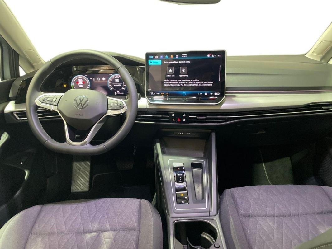 Volkswagen Golf - Photo 8