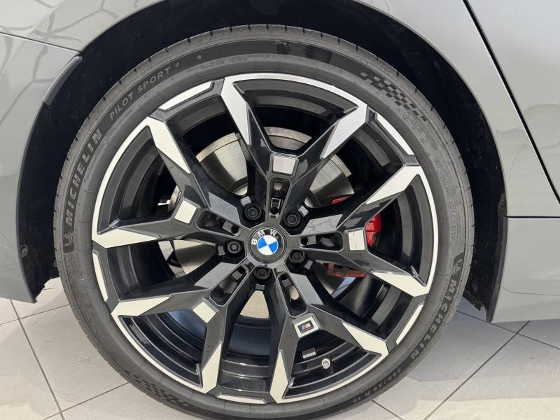 BMW Série 3 - Photo 17