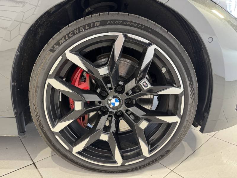 BMW Série 3 - Photo 21