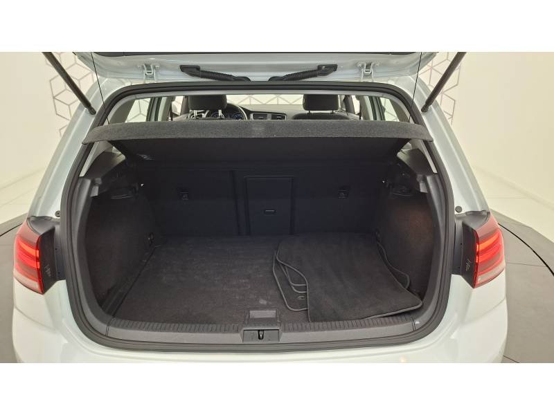 Volkswagen Golf - Photo 17