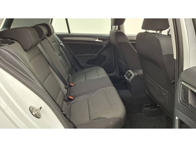 Volkswagen Golf - Photo 49