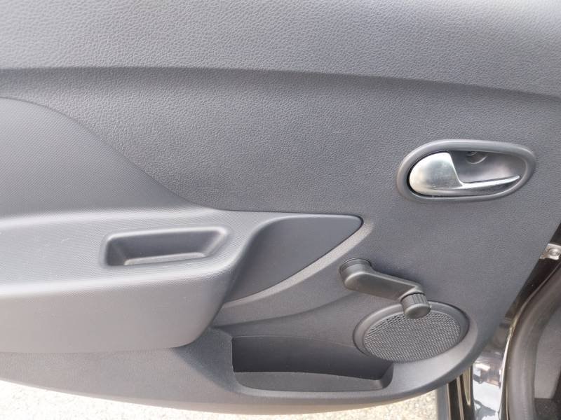 Dacia Sandero - Photo 28