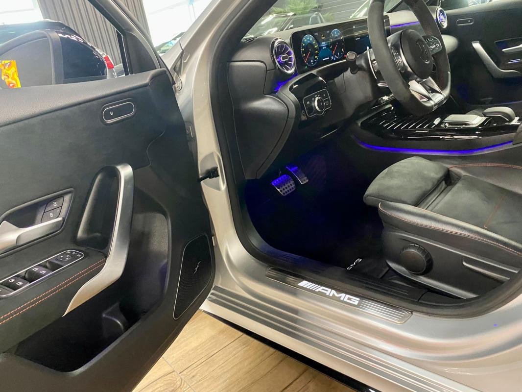 Mercedes A 45 - Photo 13