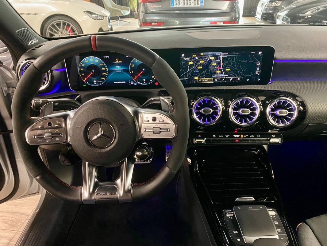Mercedes A 45 - Photo 15