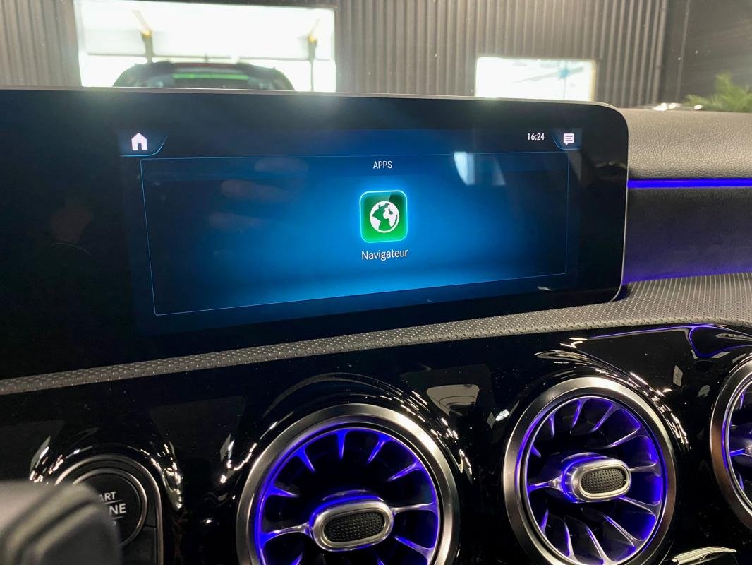 Mercedes A 45 - Photo 19
