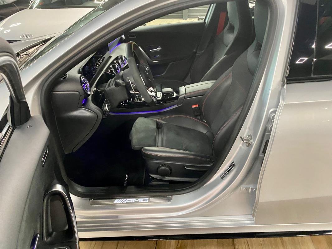 Mercedes A 45 - Photo 24