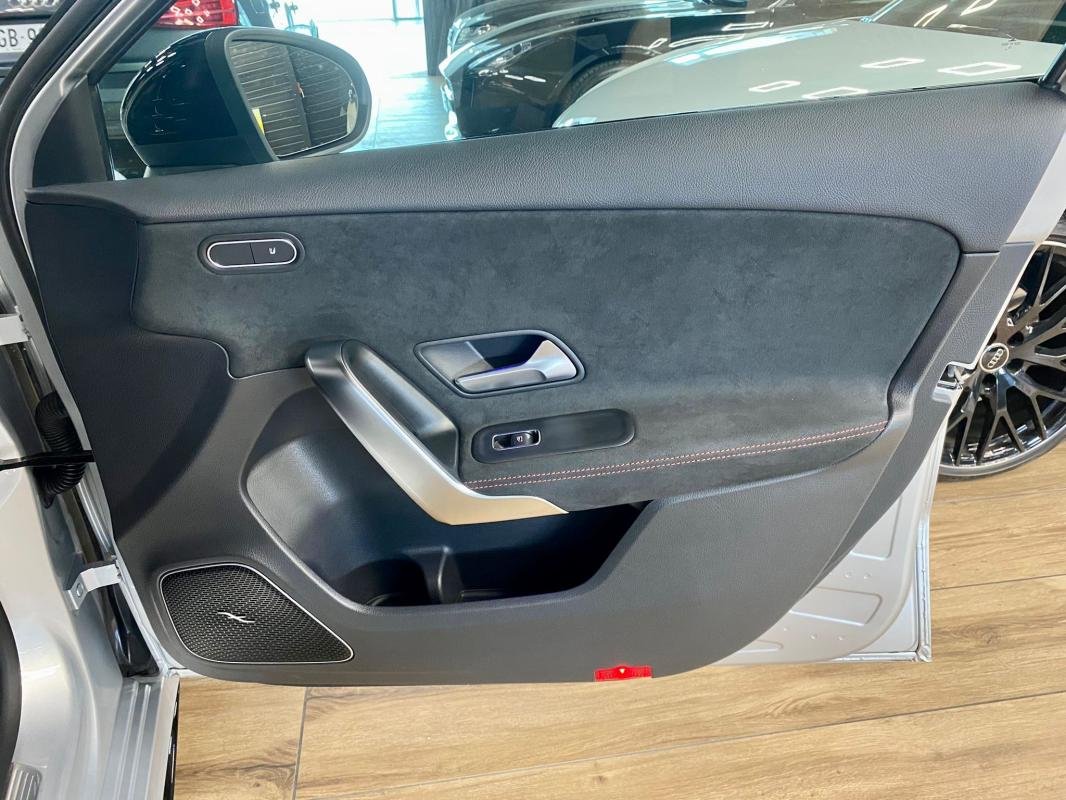 Mercedes A 45 - Photo 26