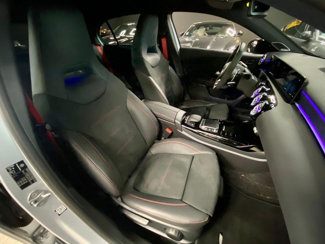 Mercedes A 45 - Photo 30