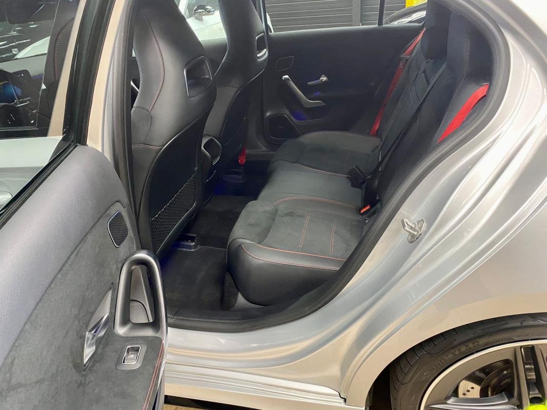 Mercedes A 45 - Photo 36