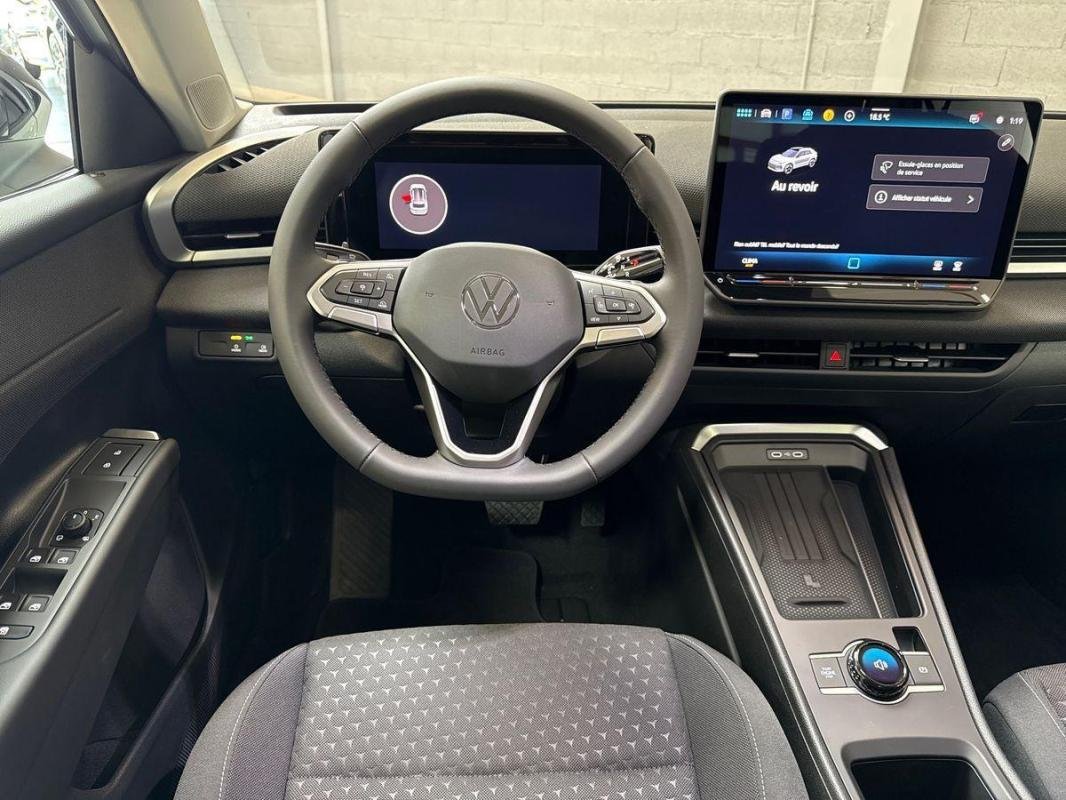 Volkswagen T-Roc - Photo 14