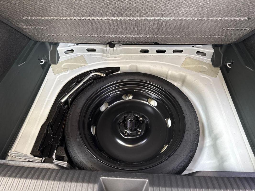 Volkswagen T-Roc - Photo 32