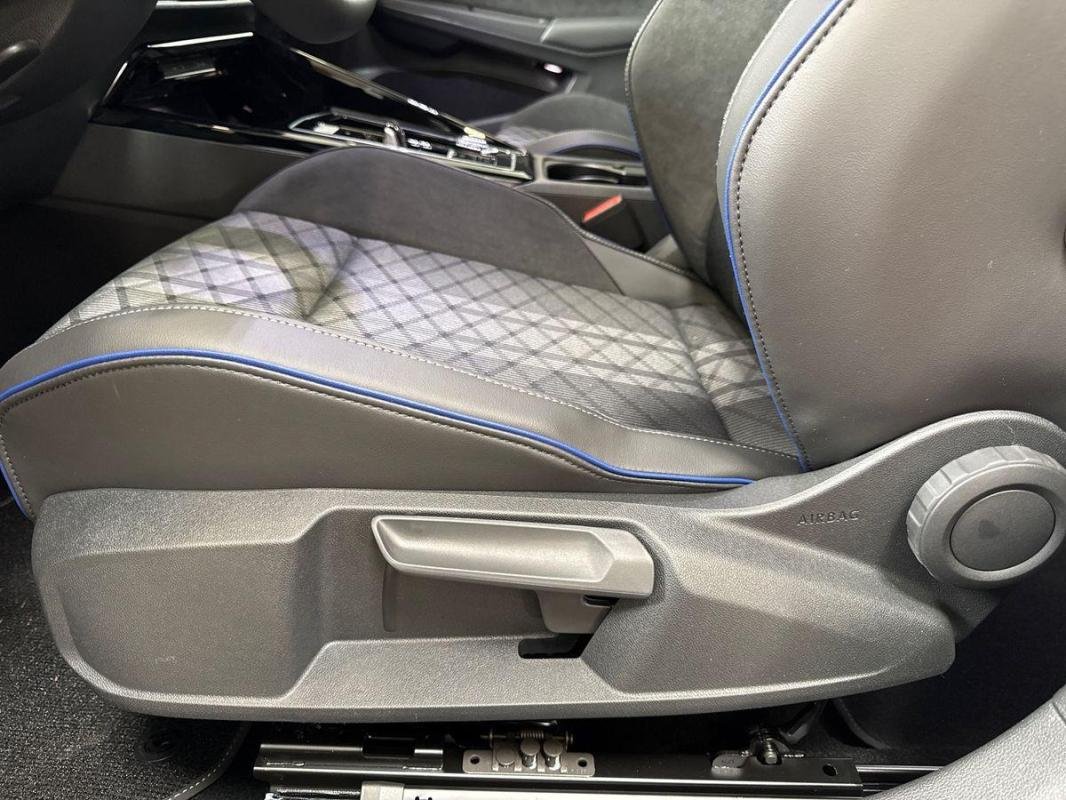 Volkswagen Golf - Photo 14