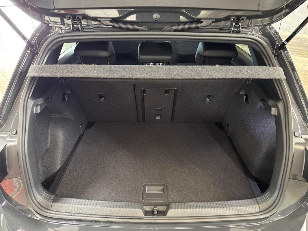 Volkswagen Golf - Photo 31