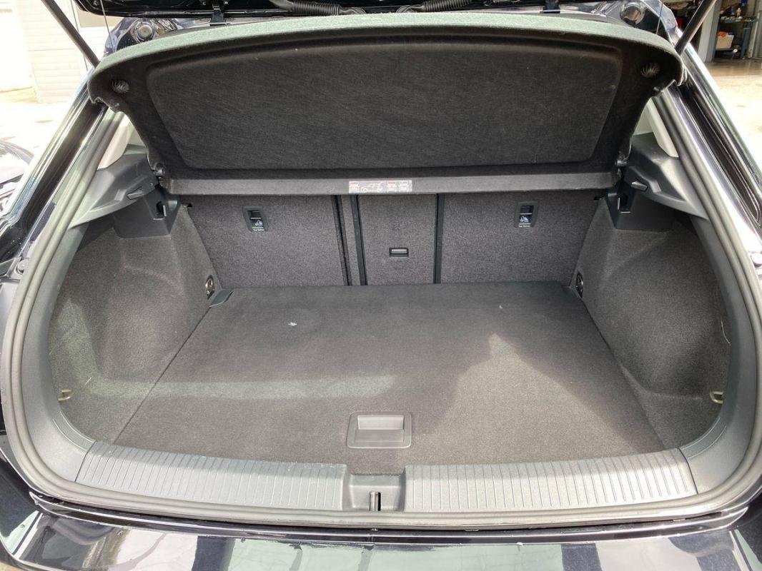 Volkswagen T-Roc - Photo 31