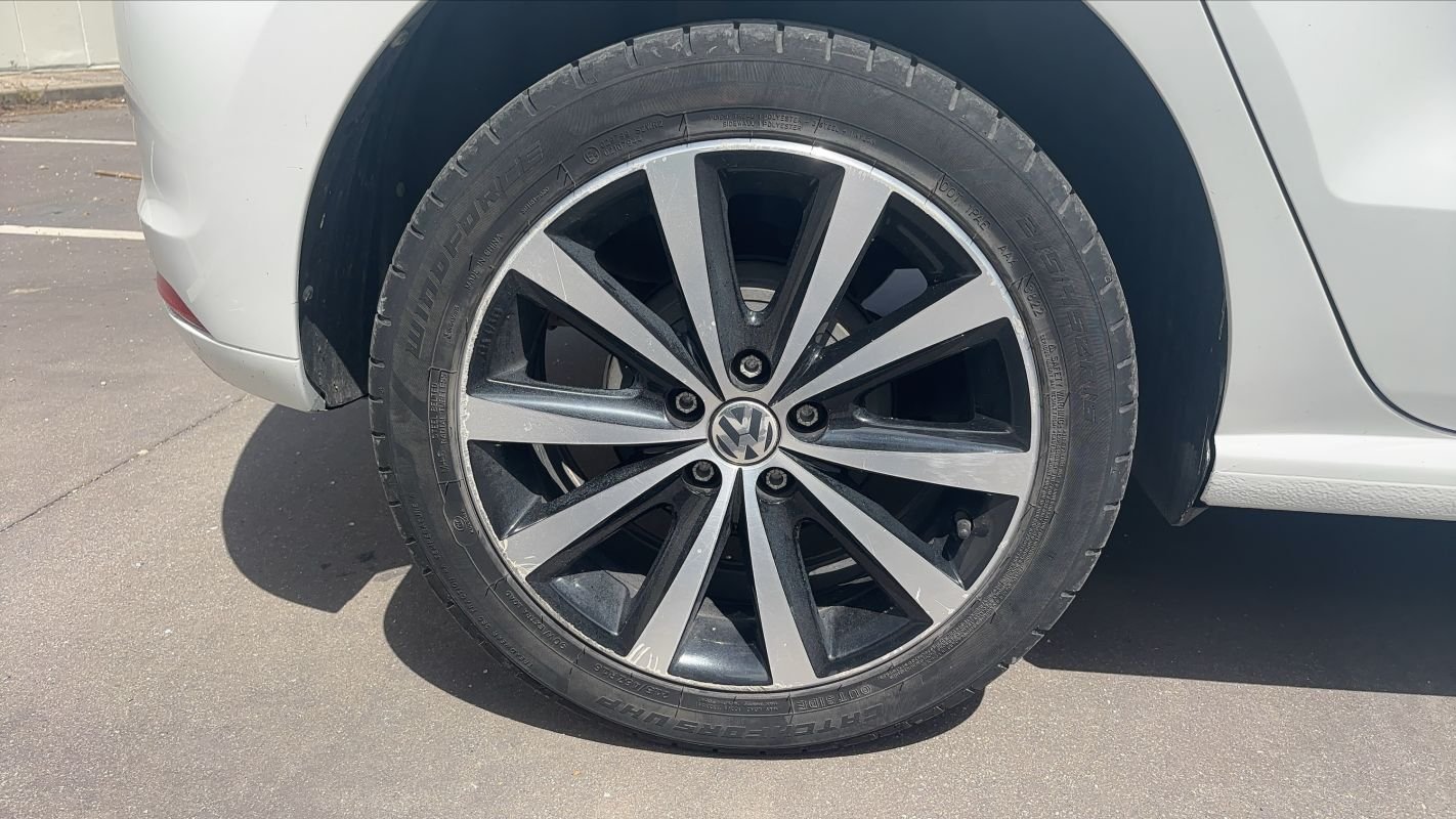 Volkswagen Polo - Photo 16
