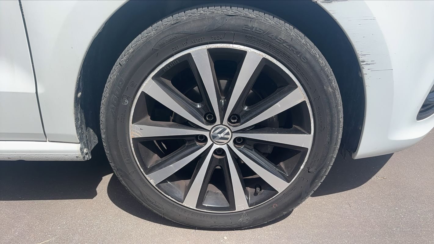 Volkswagen Polo - Photo 17