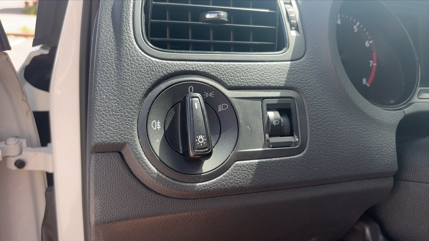Volkswagen Polo - Photo 29