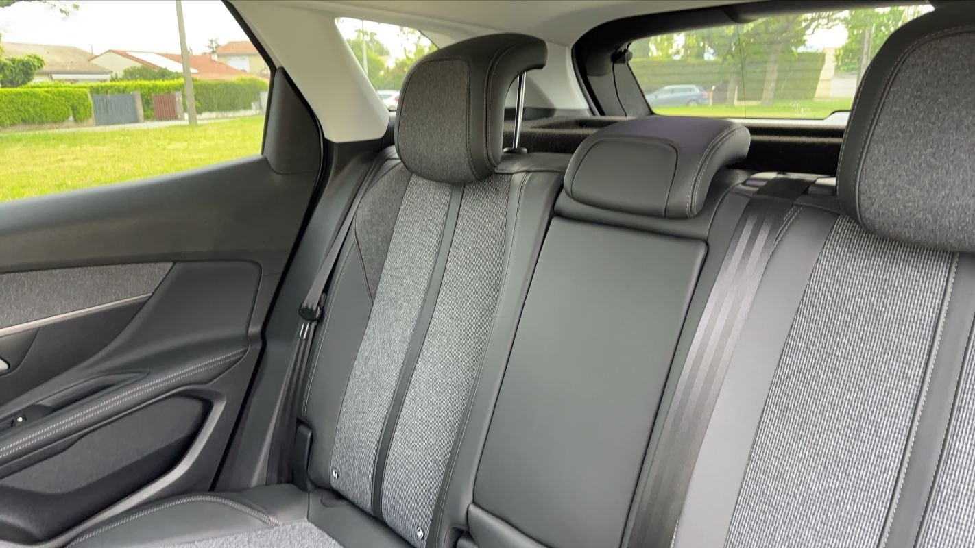 Peugeot 3008 - Photo 9