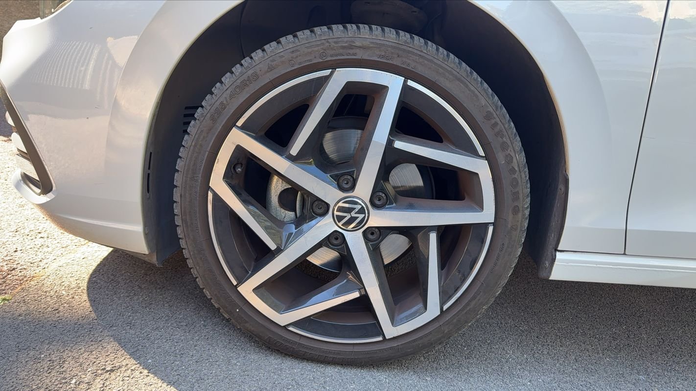 Volkswagen Golf - Photo 18
