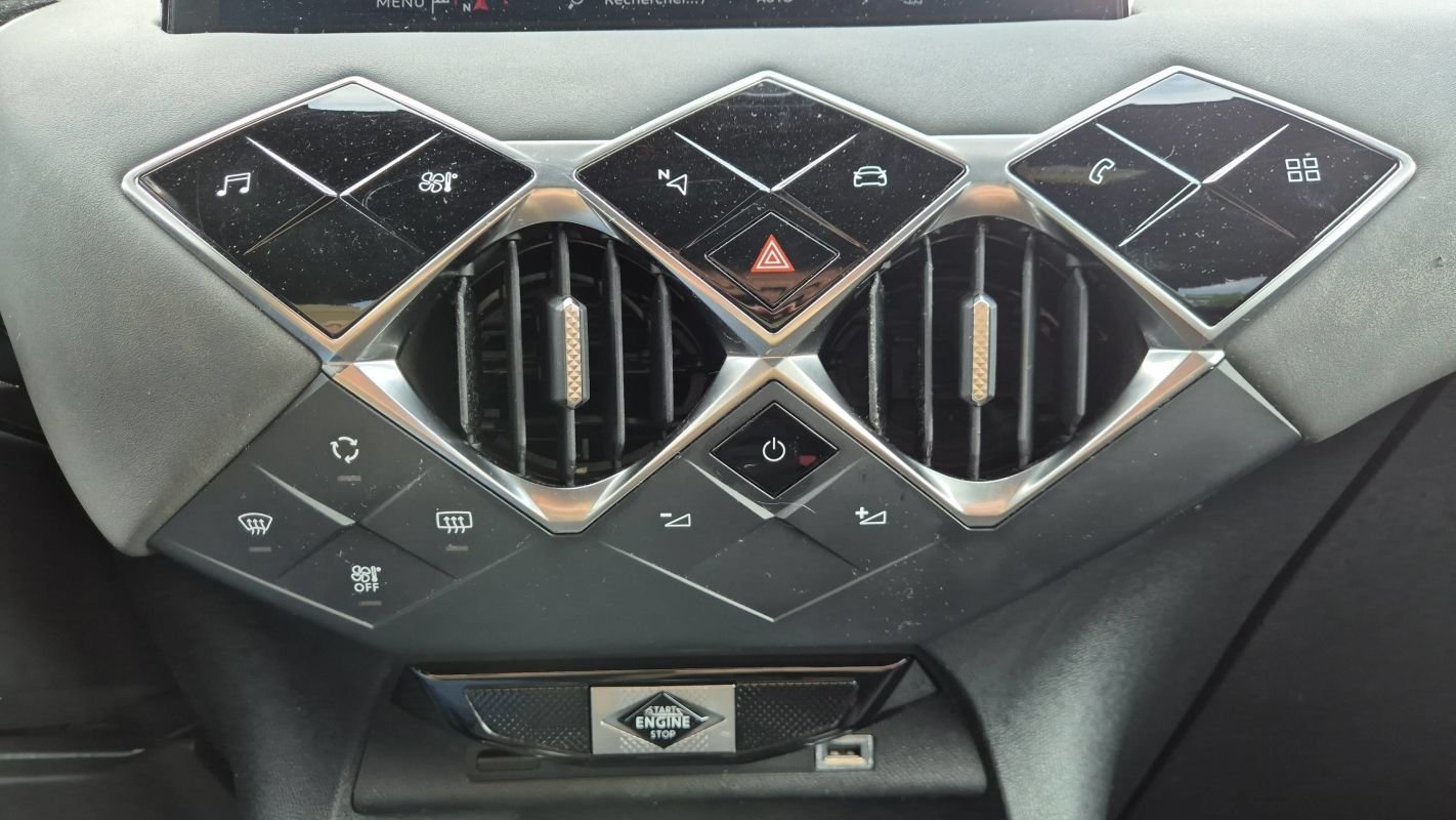 DS DS 3 Crossback - Photo 13