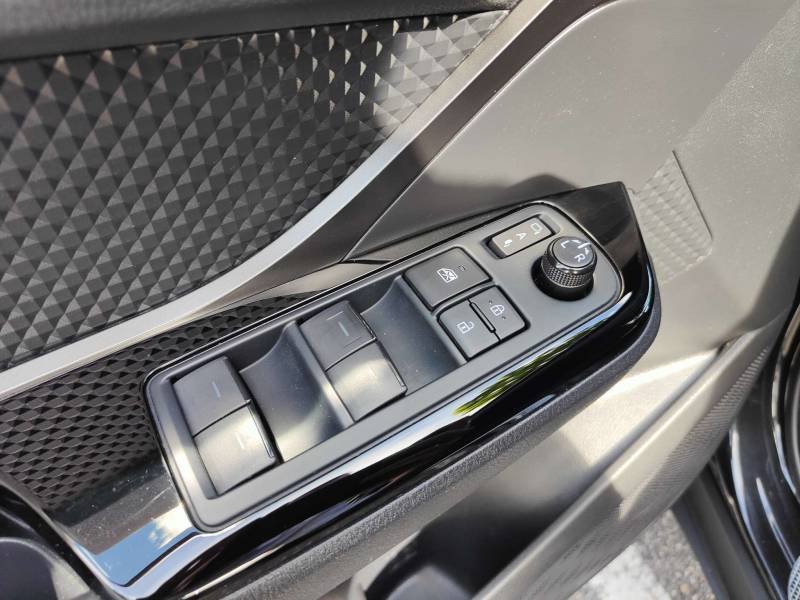 Toyota C-HR - Photo 13