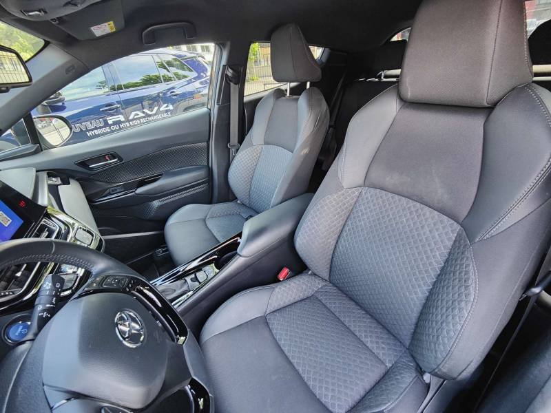Toyota C-HR - Photo 15